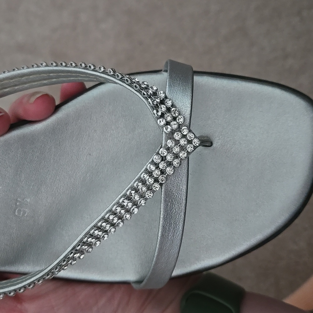 Italian Shoemakers Sandals - Picture 8 of 9